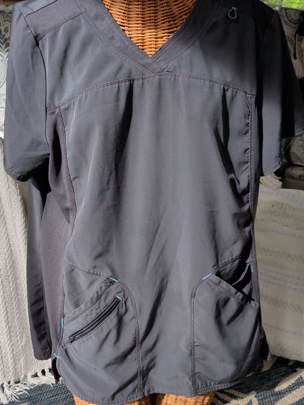 Scrubstar Grey 🩶 Short Sleeve Scrub Top And Scrub Pants